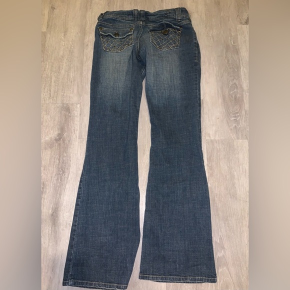 Low Rise Flare Jeans - Picture 3 of 4